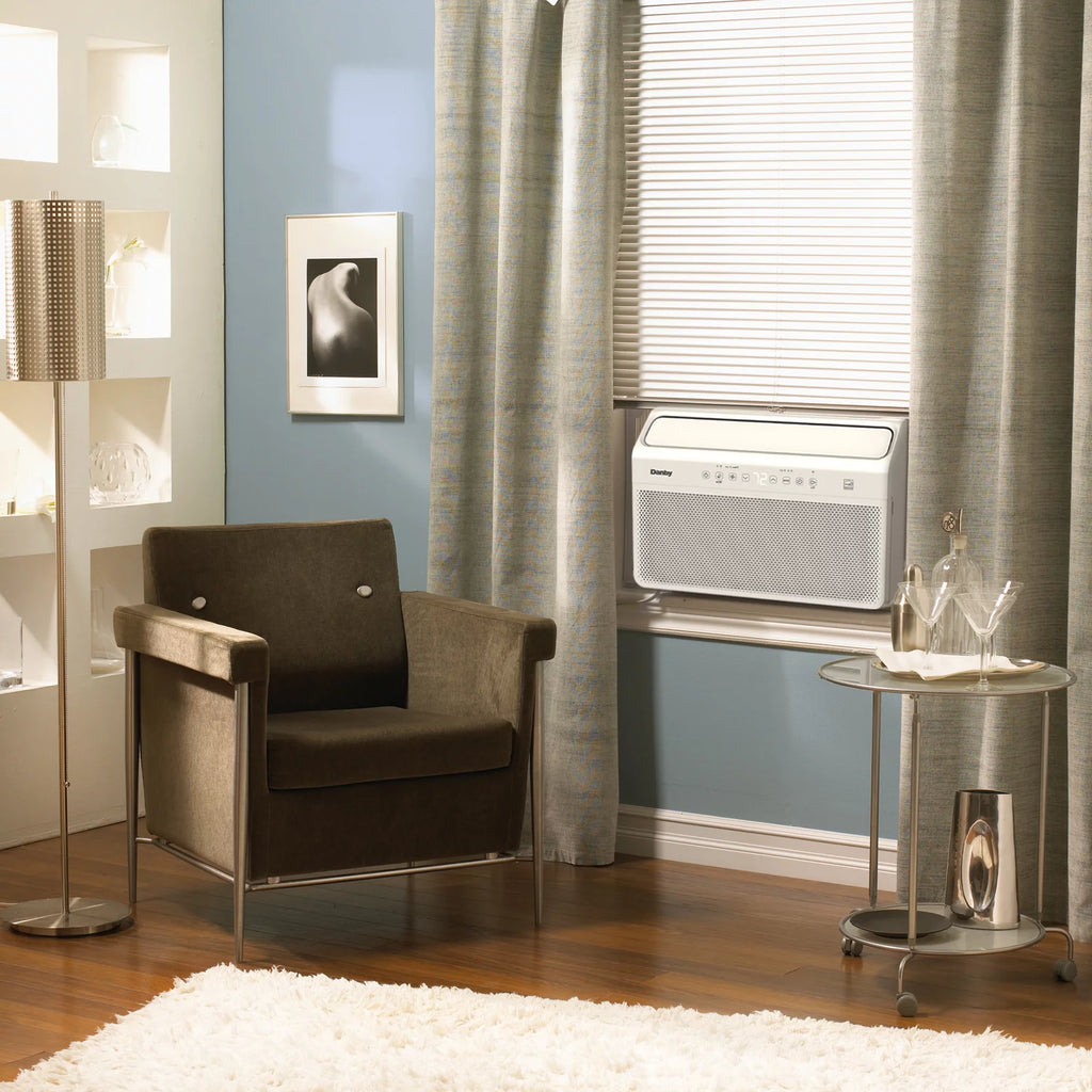 10,000 BTU White Window Air Conditioner G768