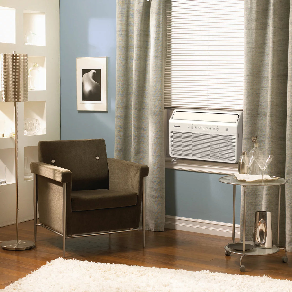 10,000 BTU White Window Air Conditioner G768