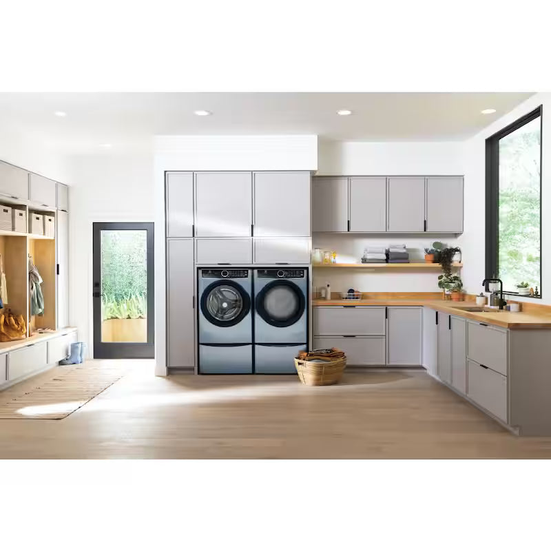 Electric Dryer with Instant Refresh in Glacier Blue C82603
