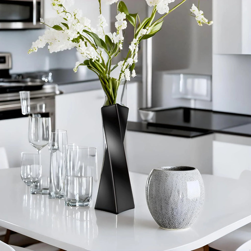 Black Ceramic Vase B86123