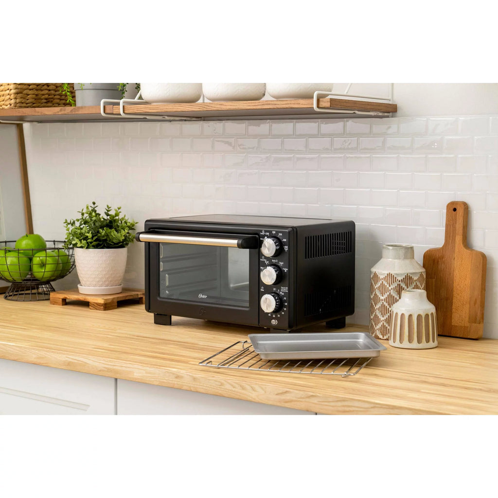 Convection 4-Slice Toaster Oven Matte Black J389795