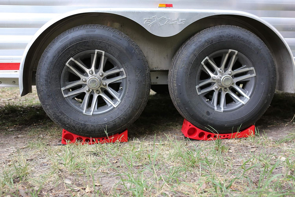 2-Pack Camper Leveler & Chock Set with Rubber Mats G287