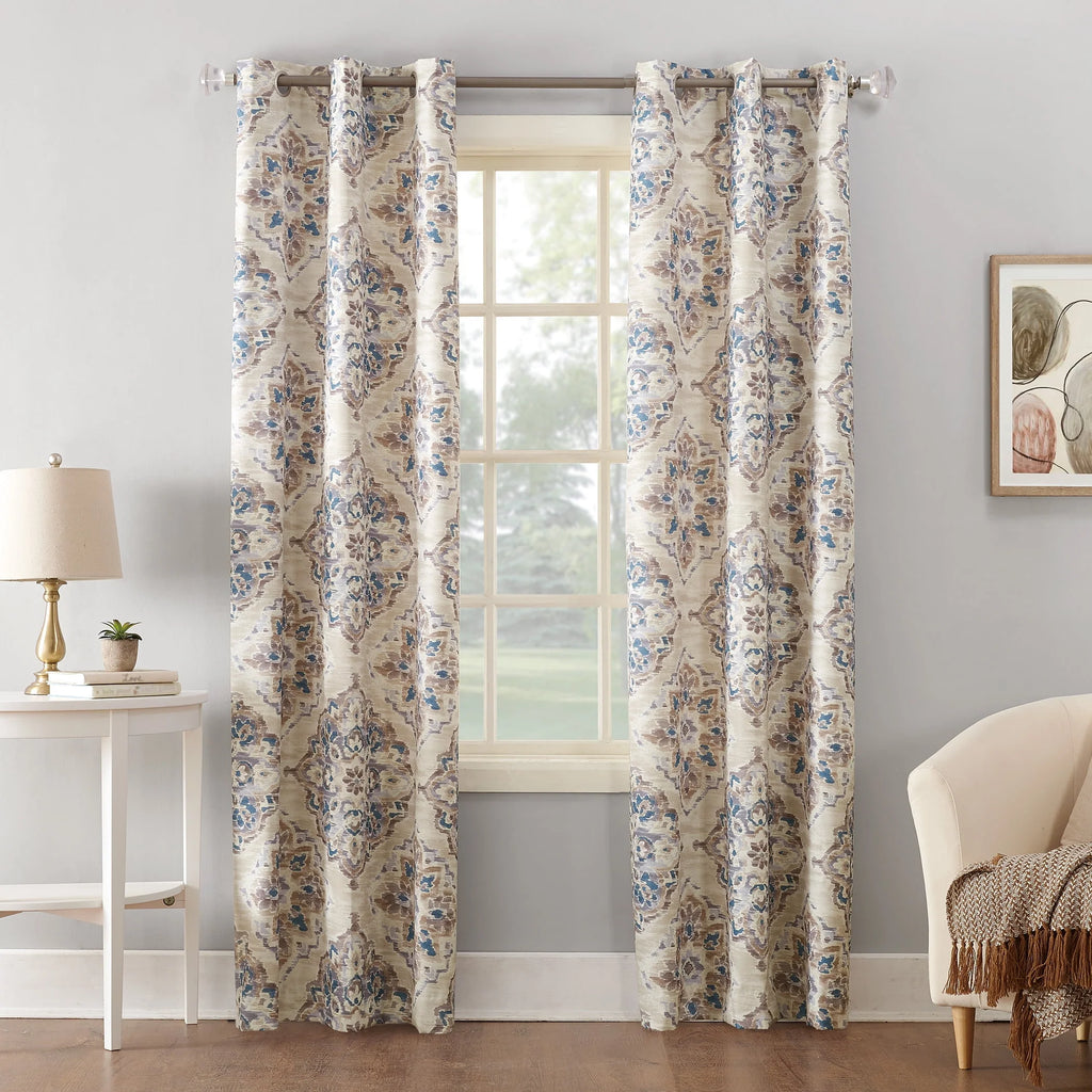 White 40x84 Thermal-Lined Blackout Grommet Curtain Panel Y535