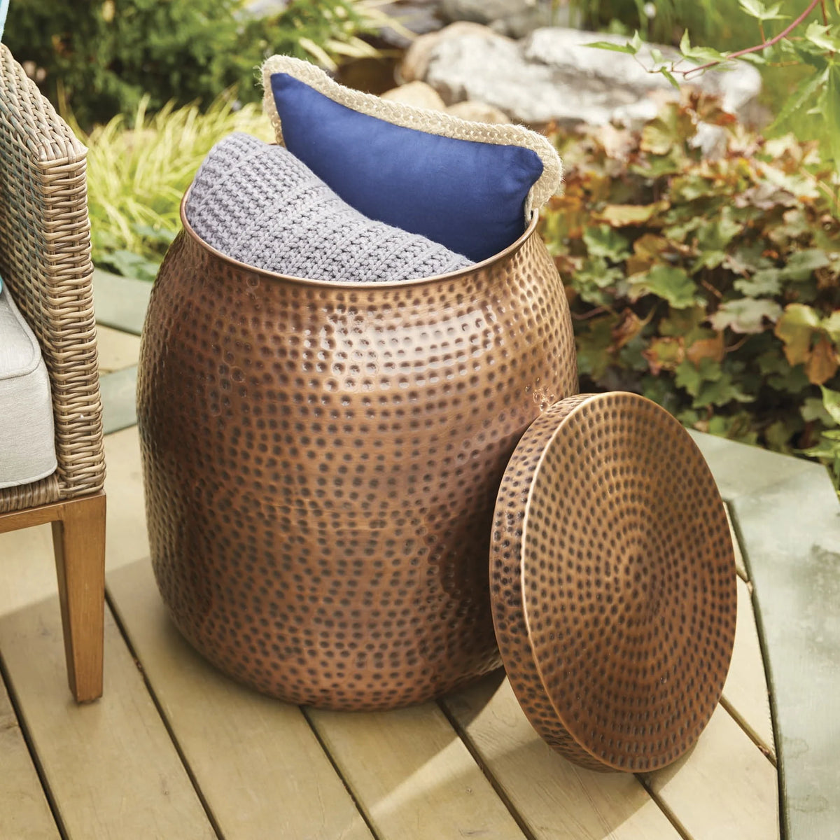 20 Hammered Finish Metal Garden Stool E290