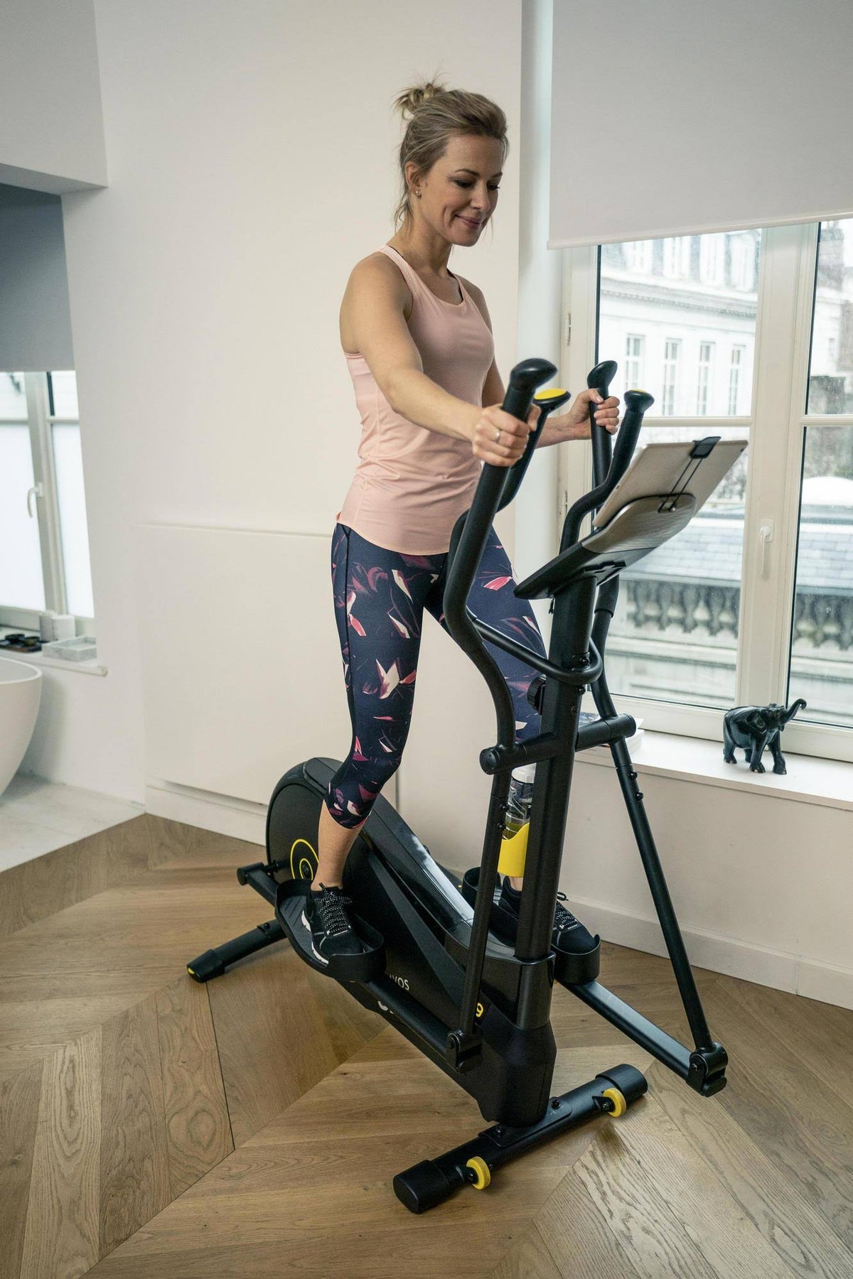 Self-Powered Exercise Fitness Elliptical Y68772