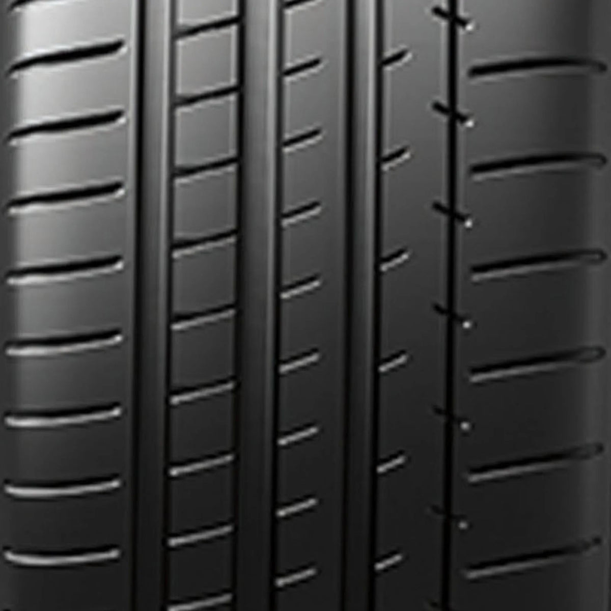 245/35ZR18 92Y XL Passenger Tire Q25007