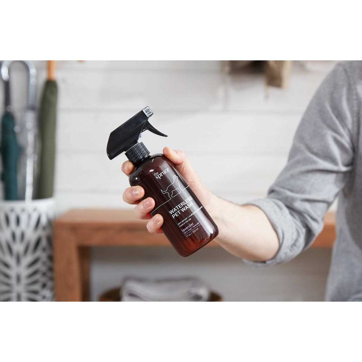 Waterless No Rinse Moisturizing Cat & Dog Shampoo Z362