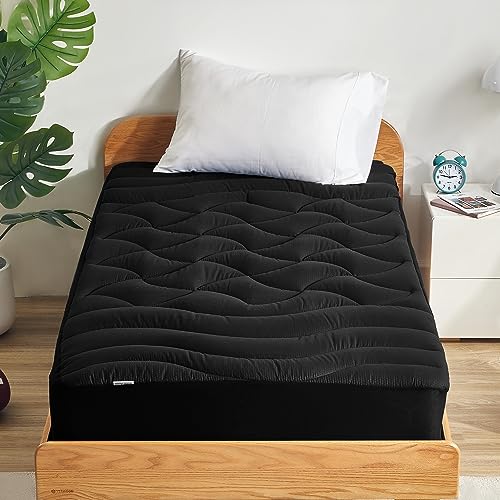 Cooling Queen Mattress Topper H7967