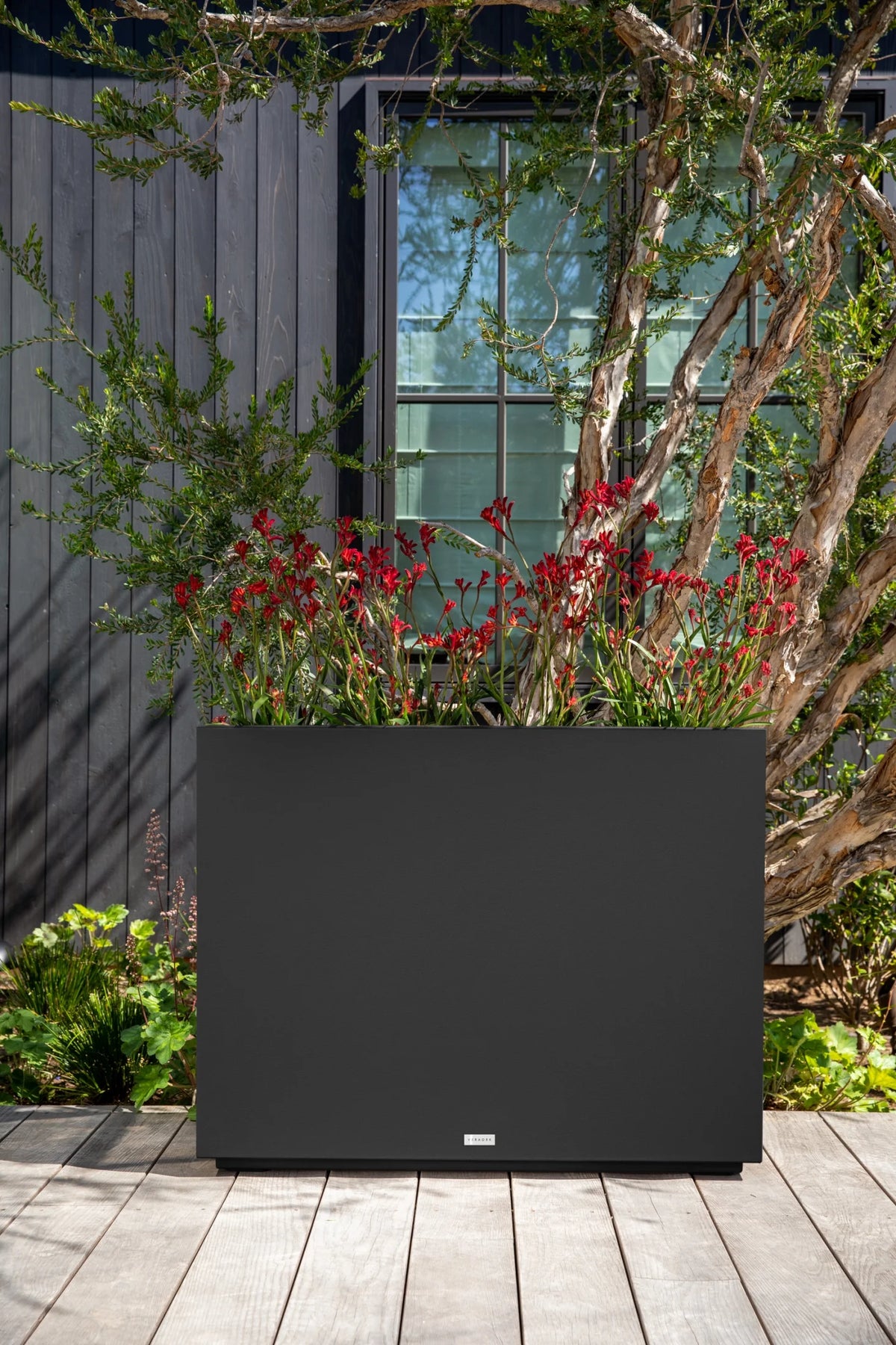 Black 30" Plastic Planter R329