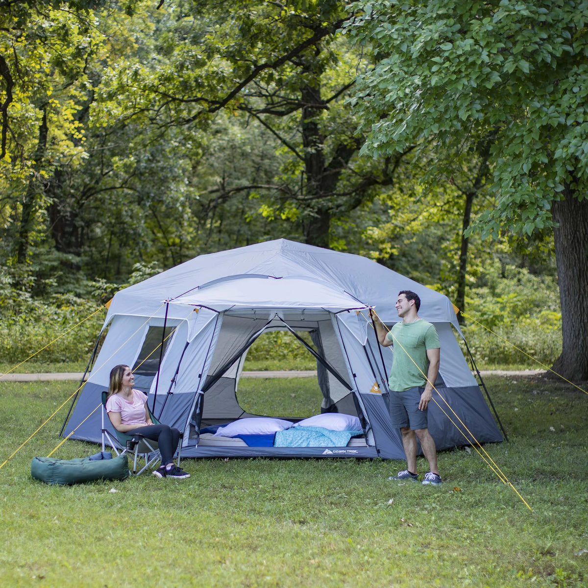 17' x 15' 11 Person Instant Hexagon Cabin Tent Y31575