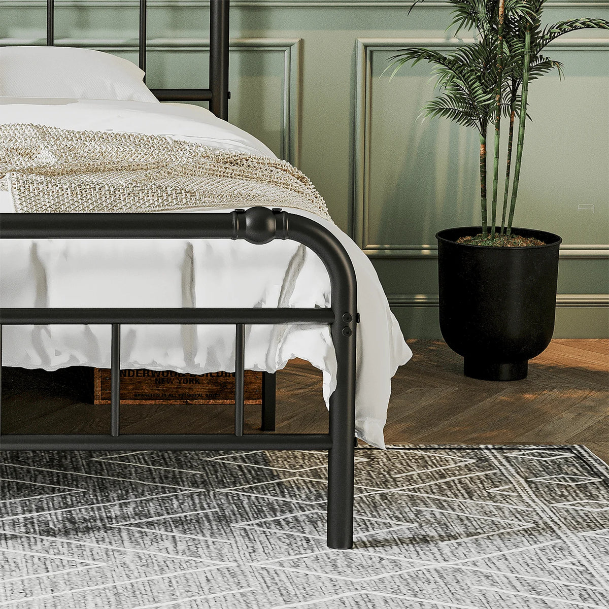 King Bed Frame with Headboard and Footboard B150