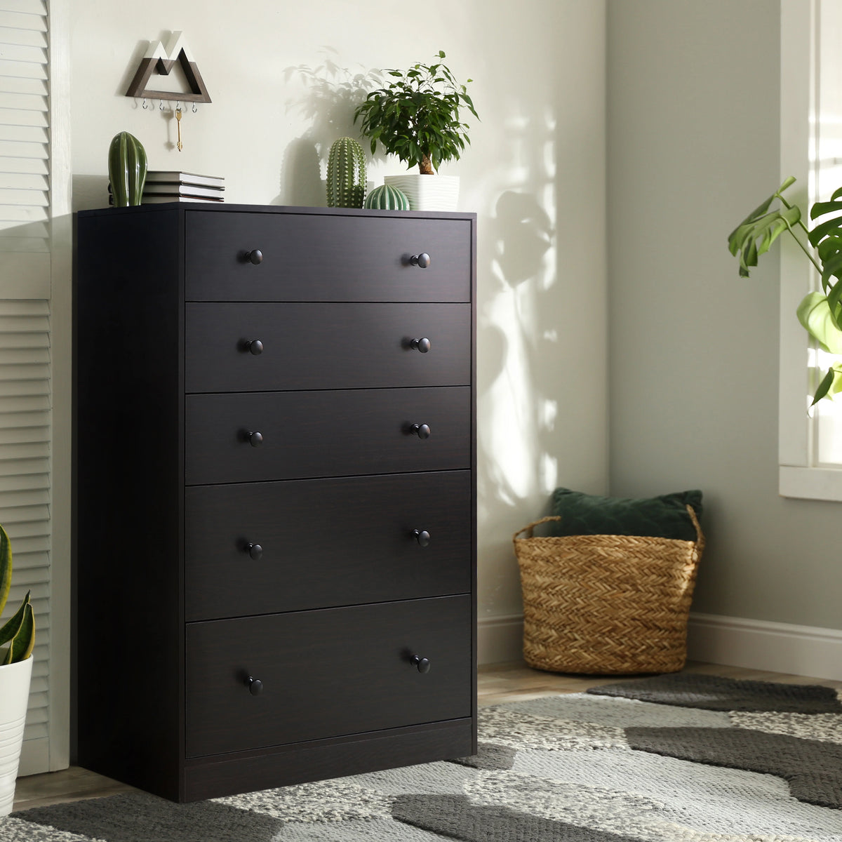 White 5 Drawer Dresser D503220