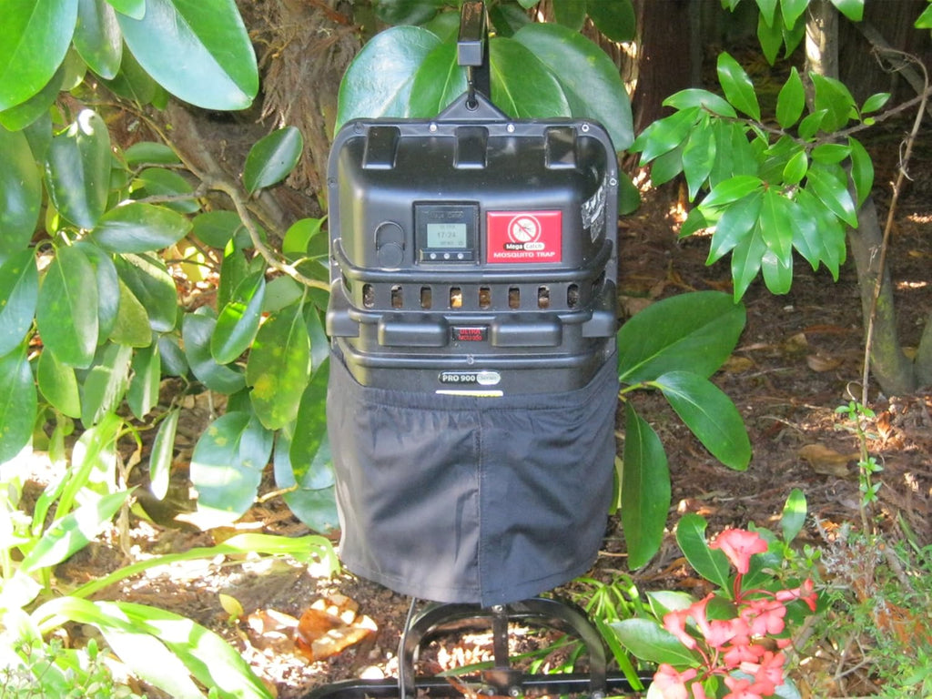 Outdoor Mosquito Trap, Covers 1.5 Acres A8852