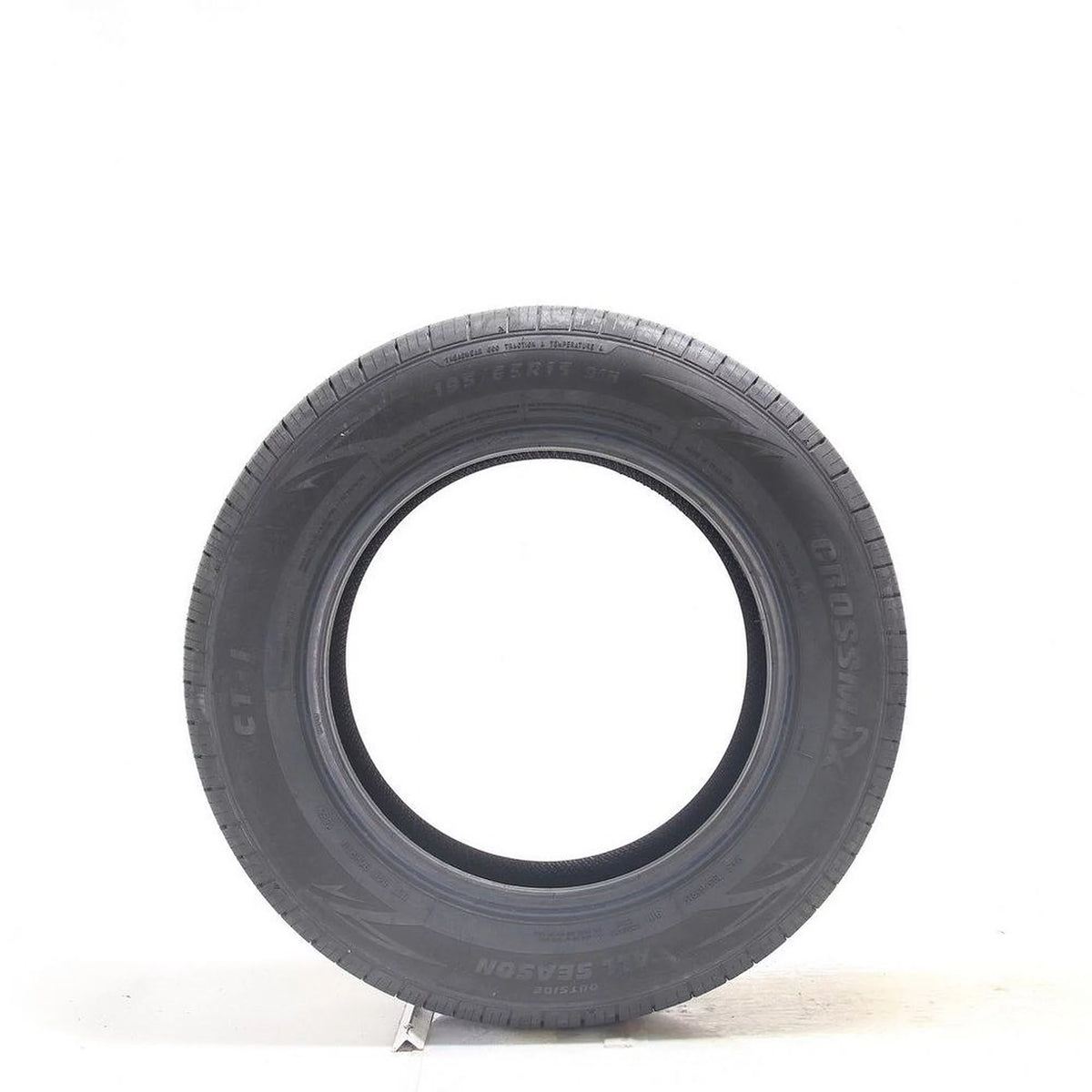225/55R17 97V XL All Season Tire G7896