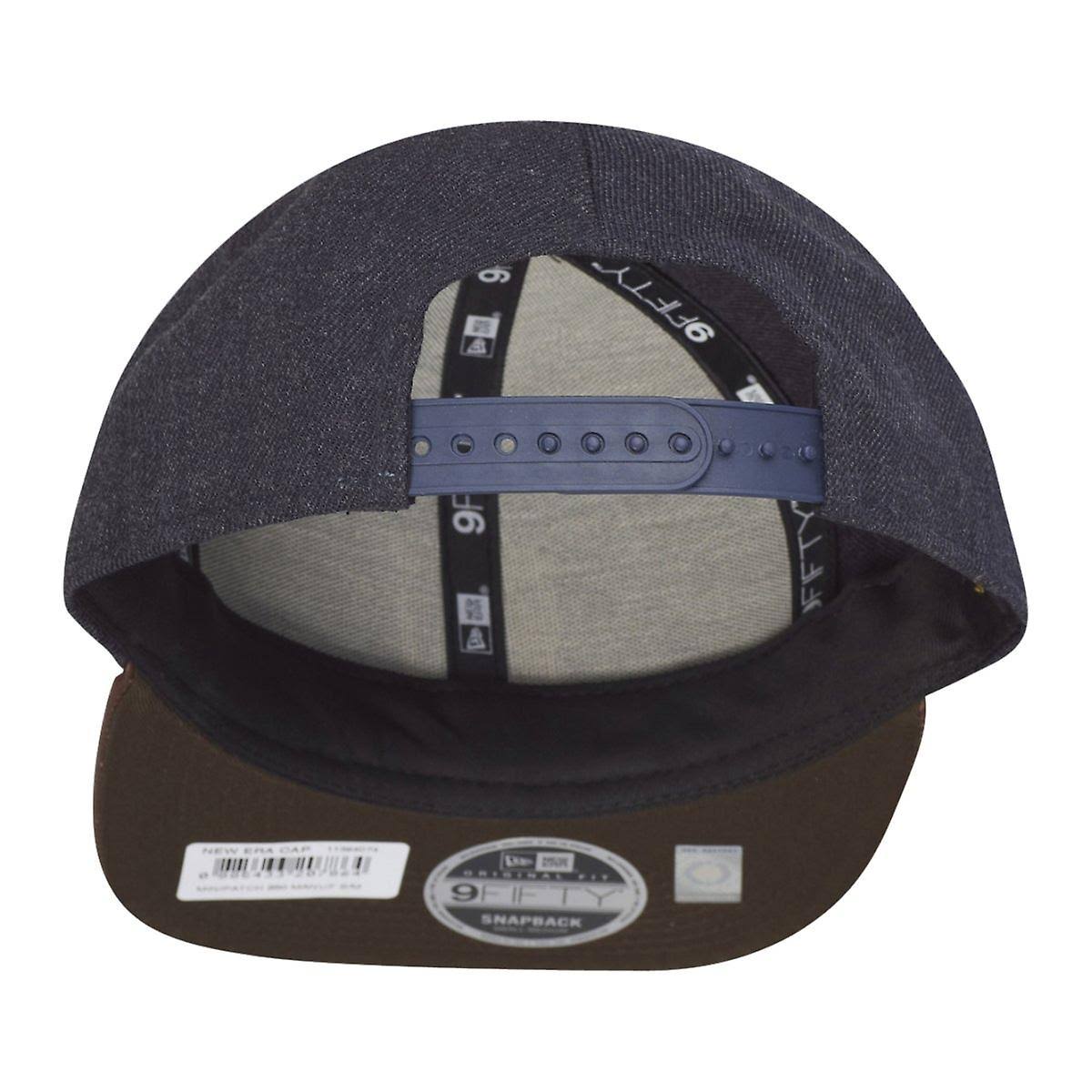 Snapback Cap D604949