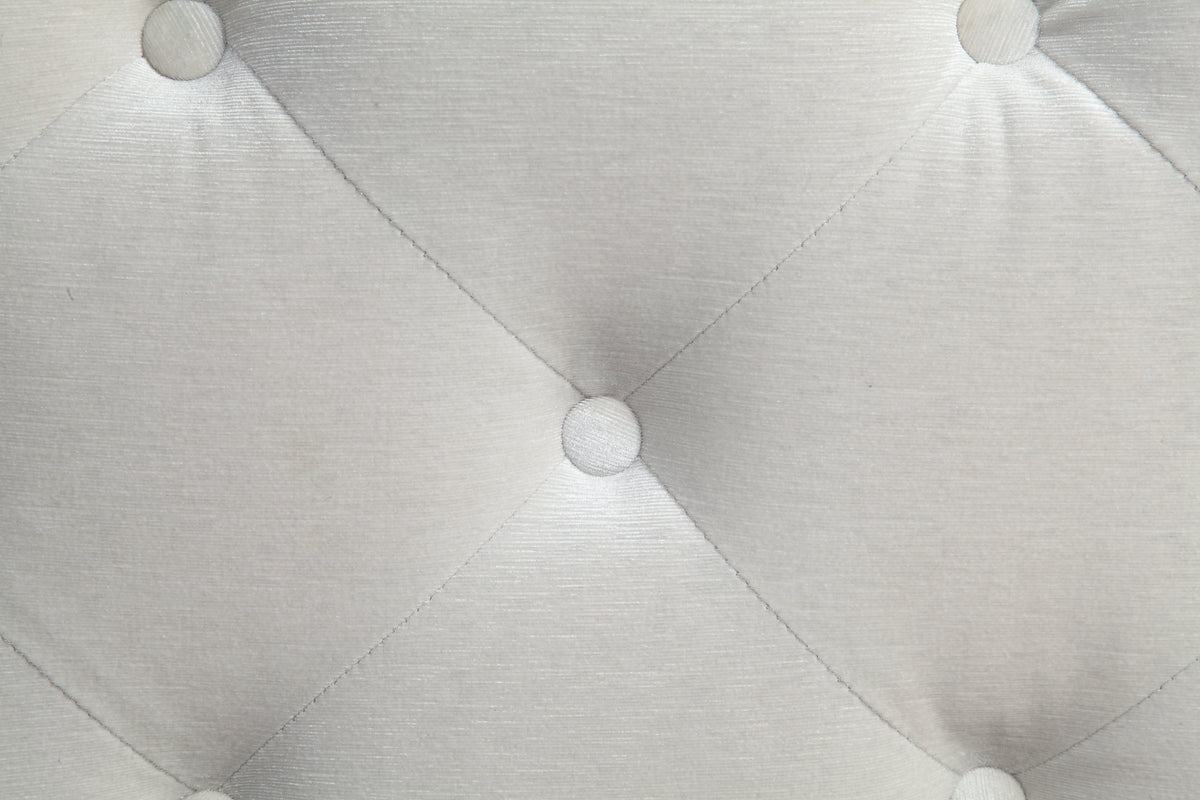 Beige Sectional Sofa with 4 Pillows L259762