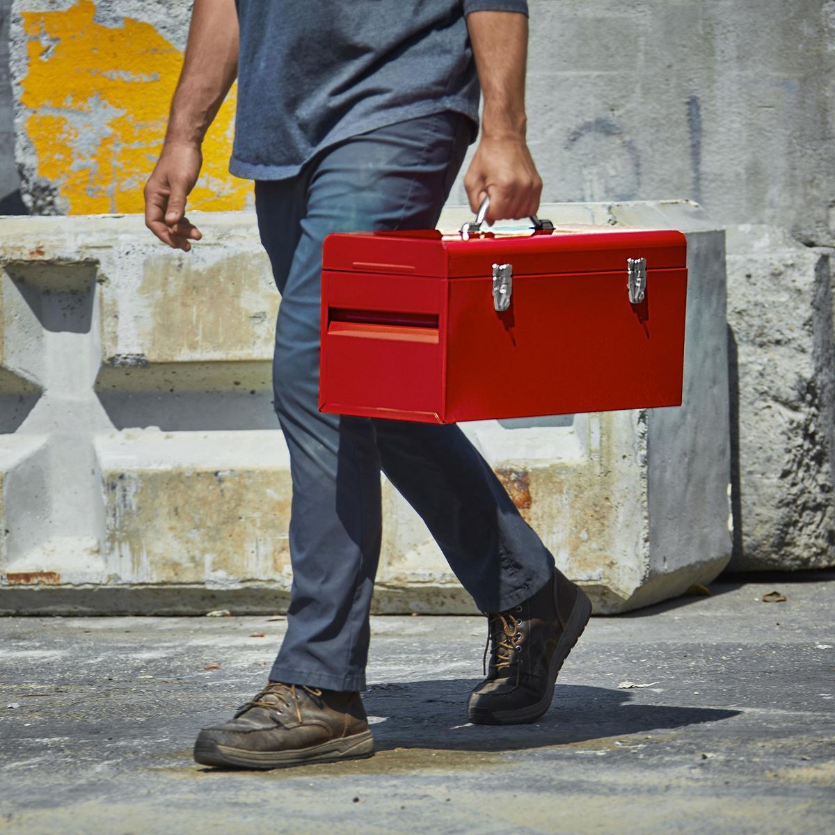 21 in. Steel Toolbox M996510