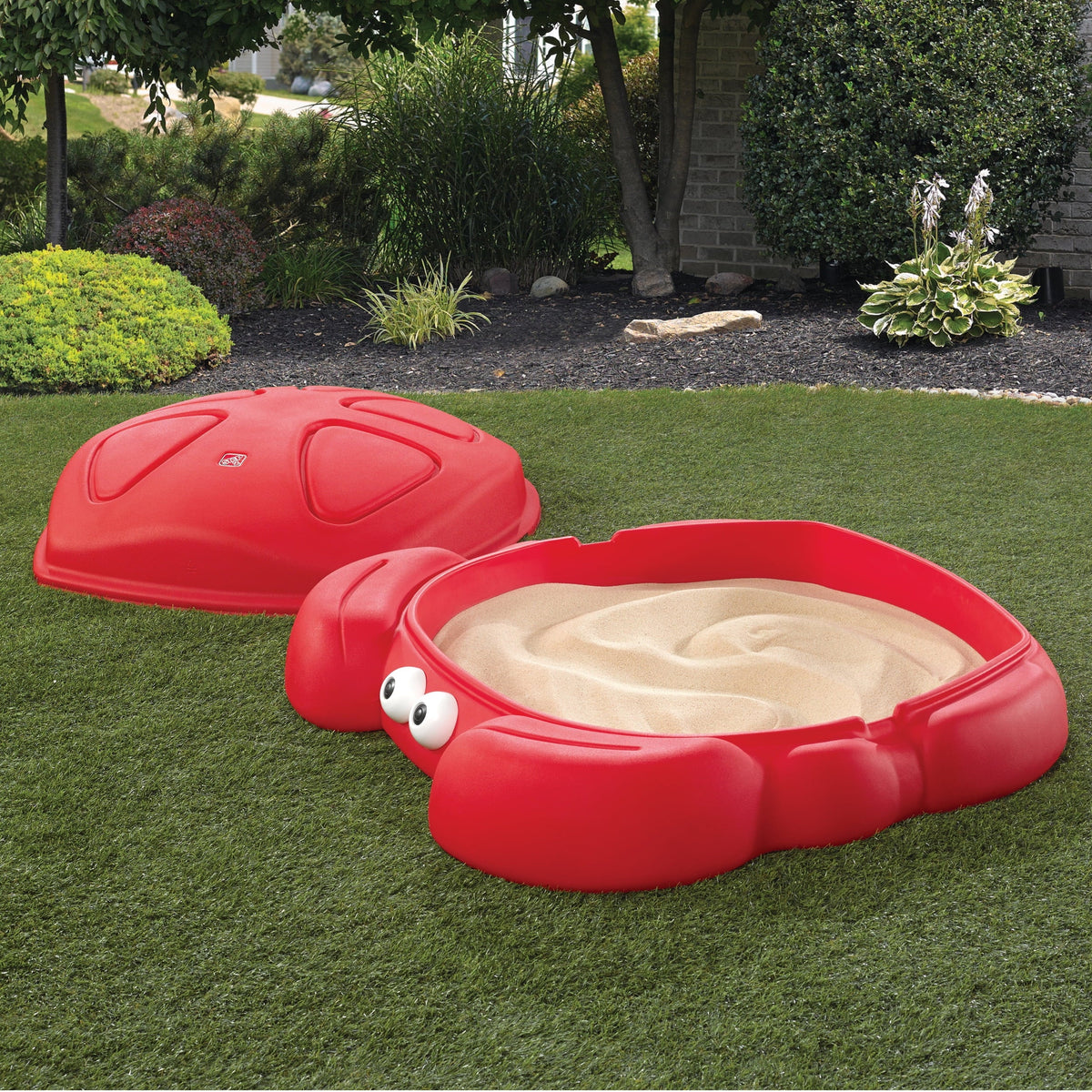 Red Plastic Outdoor Sandbox with Cover M91862