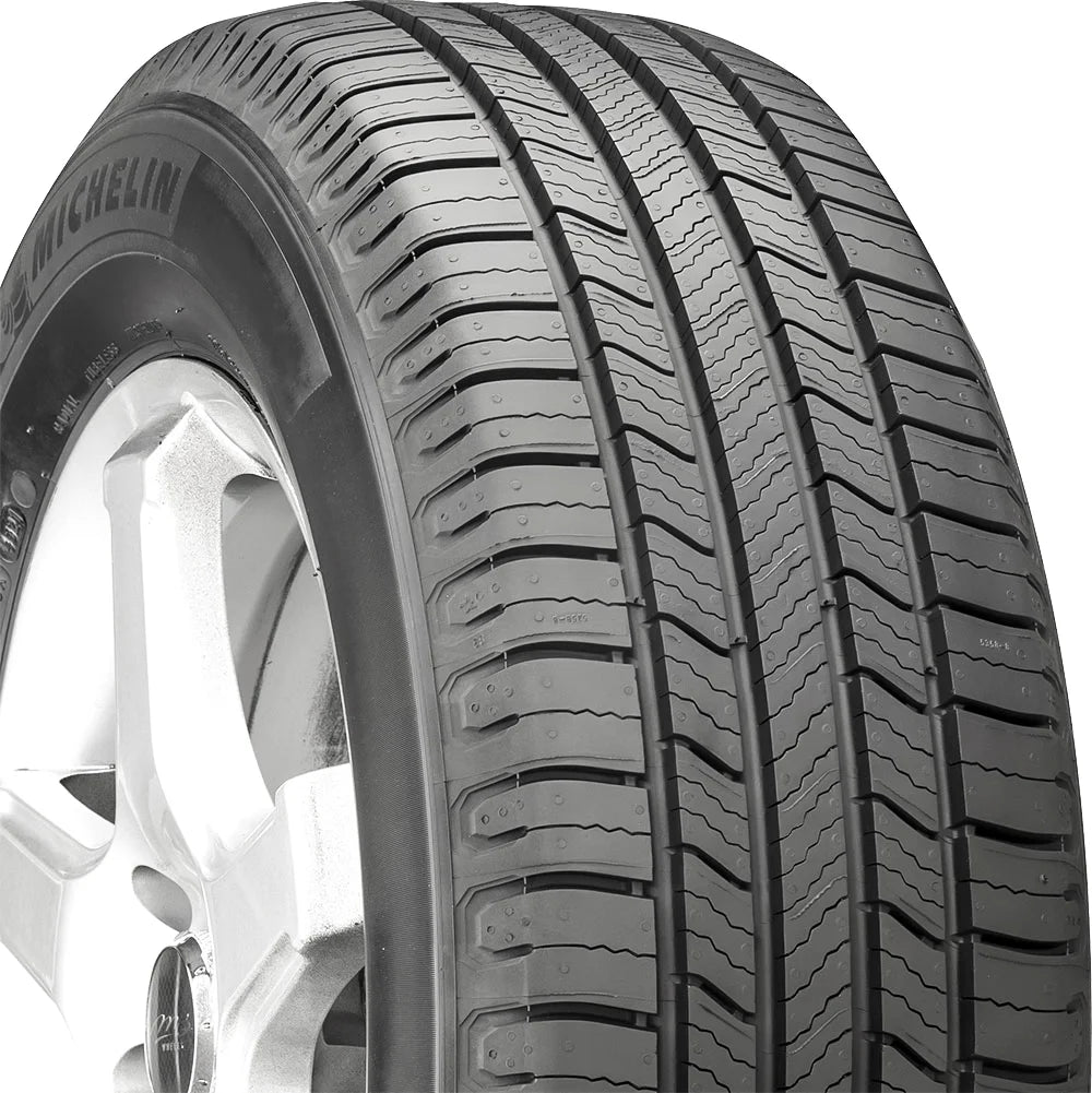 All Season 215/55R17 94H Passenger Tire U964