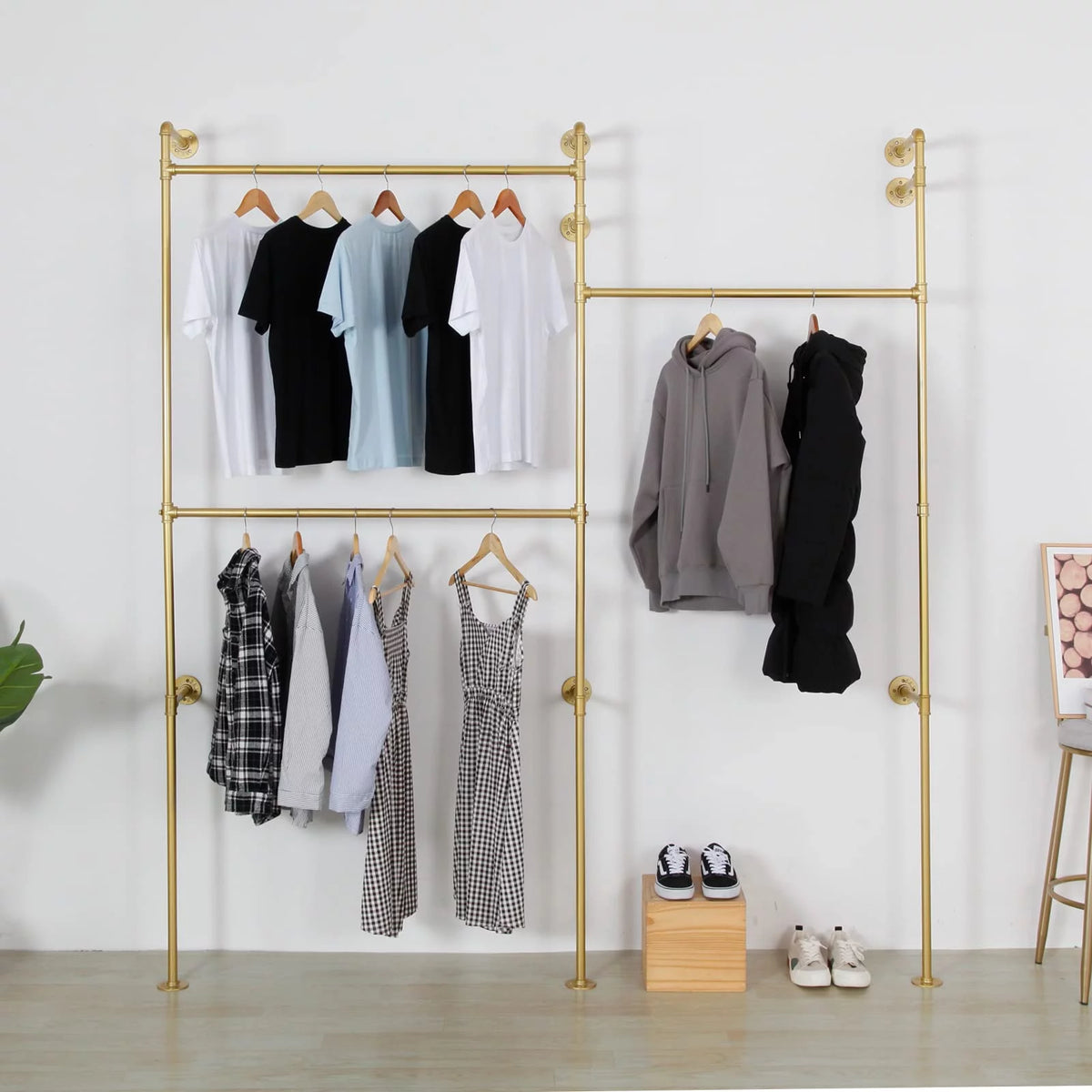 Wall Mounted Heavy Duty Clothing Rack I3788