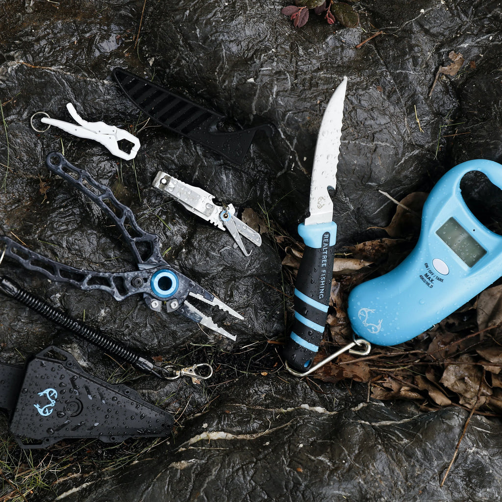 9 Pieces Fishing Pliers and Tools Kit I8519
