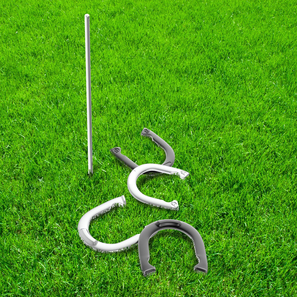 Horseshoe Set with 4 Metal Shoes and 2 Poles C786141