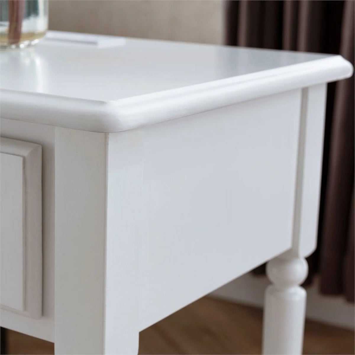 White Nightstand Set X338