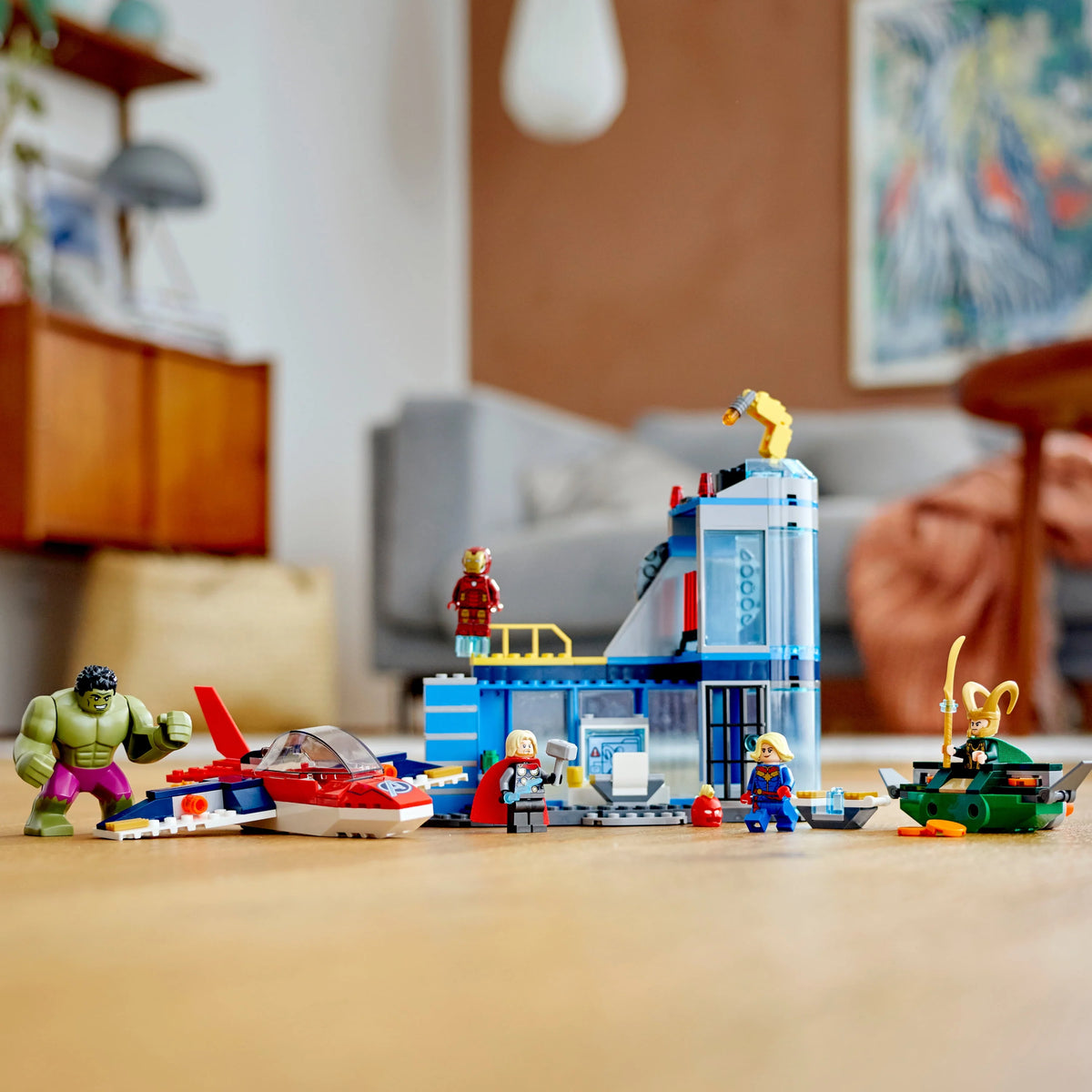 223 Piece Building Toy with Minifigures Y580