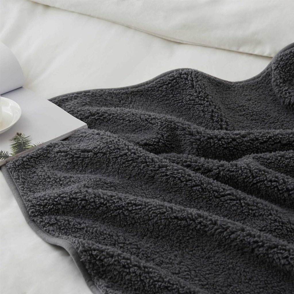 Grey Sherpa Waterproof Leakproof Dog Blanket P925
